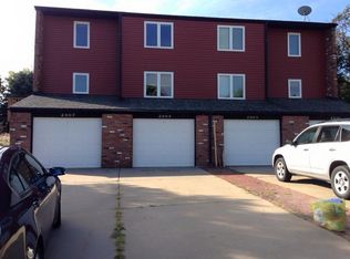 2505 S Canterbury Ln, Lincoln, NE 68512