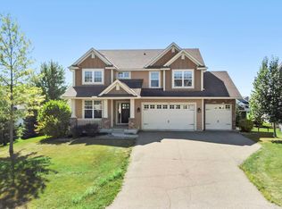 1505 Hackamore Dr, Victoria, MN 55386