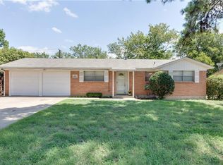 1200 Norwood Dr, Hurst, TX 76053