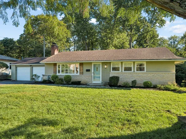 171 Village Dr, Columbus, OH 43214