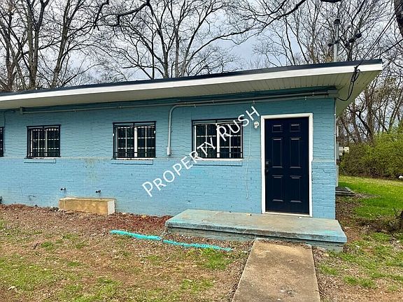 3rd image of 3603 Dorris St