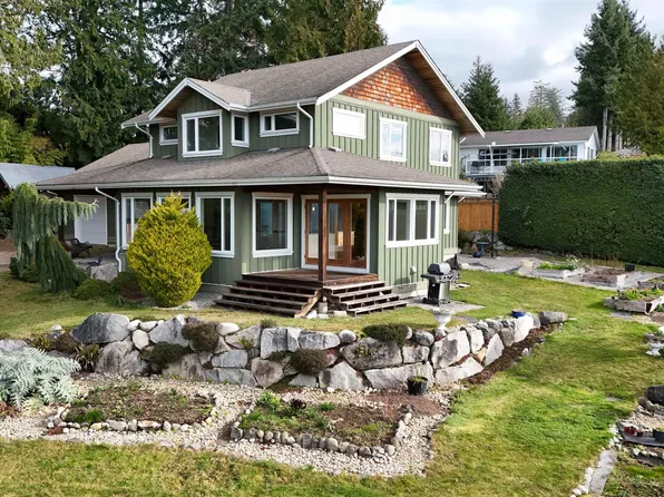 5012 Geer Rd, Sechelt, BC V7Z 0B9