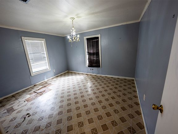 5th image of 7341 Broadacres Rd