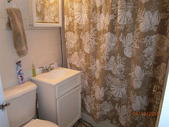 5th image of 1619 Canton St