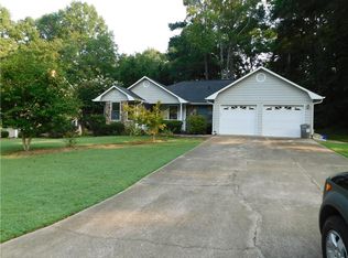 2410 Southern Oaks Dr, Dallas, GA 30157