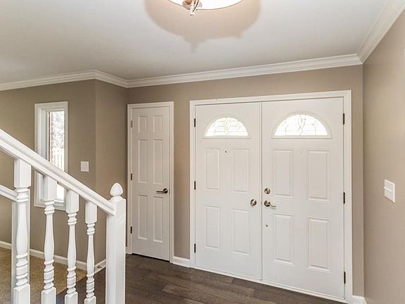 3rd image of 12726 Bay Run Ct