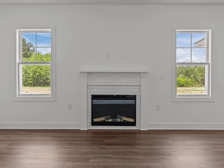 1571 Scull Rd — Photo 6