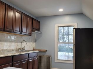 66 Heusden St FLOOR 2, Staten Island, NY 10303