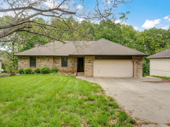 5808 S Honeysuckle Lane, Battlefield, MO 65619