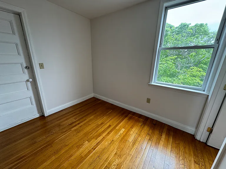 41 Egremont Rd #5 — Photo 11