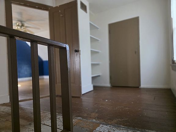 4th image of 306 N Holmes St