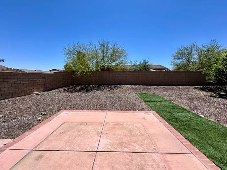 34726 Yellow Root St — Photo 45