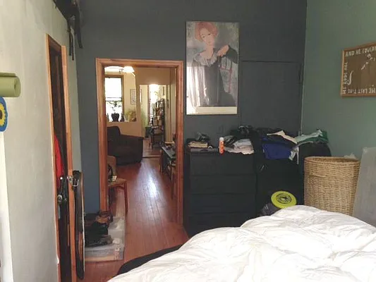 Rented by Premier Metro Realty Corp | media 22