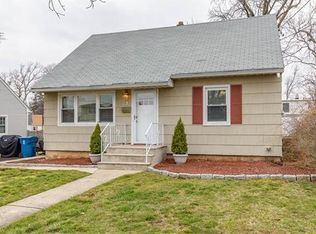 3 Wilshire Way, Clark, NJ 07066