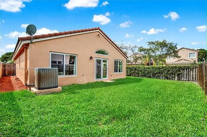 1507 SE 20th Pl — Photo 16