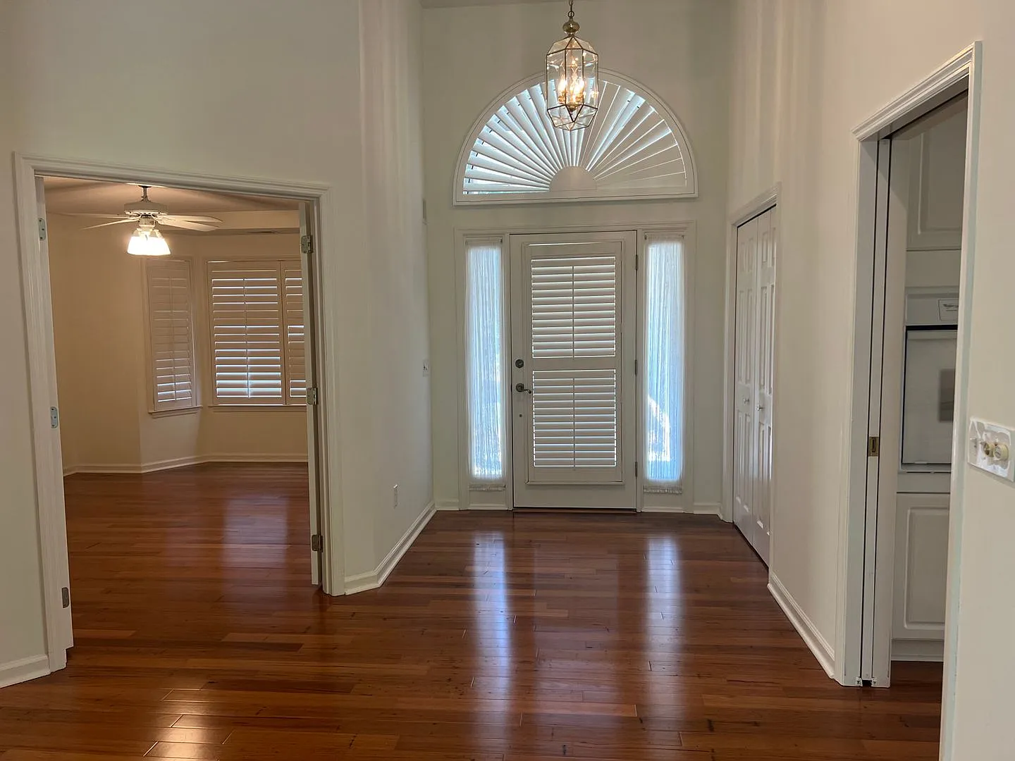 Beautiful One-Level Home in HHP- The Rookery! — Photo 4
