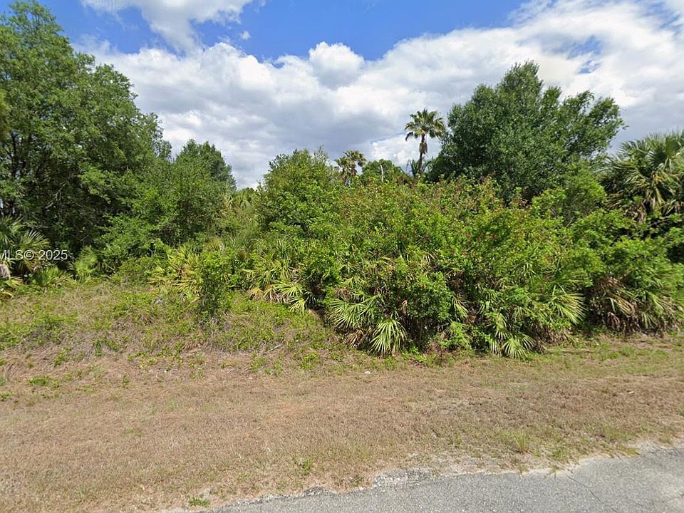 2nd image of Broadway Ave