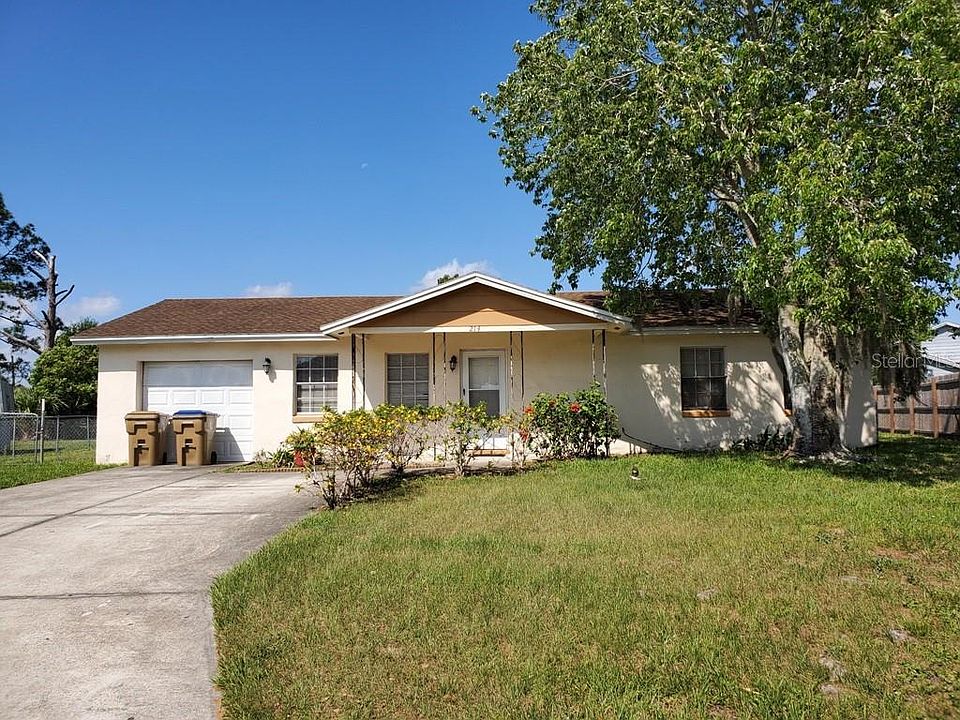 1st image of 214 Dahlia Dr