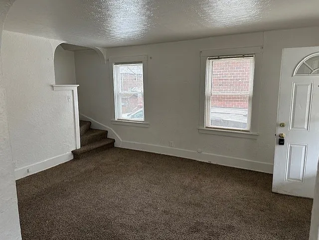2 bed, 1008 sqft, $750 — Photo 2