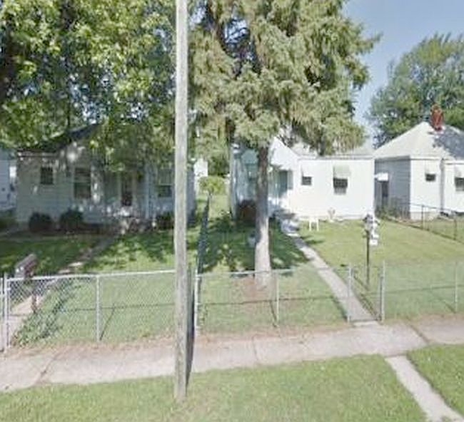 1st image of 2034 N Linwood Ave