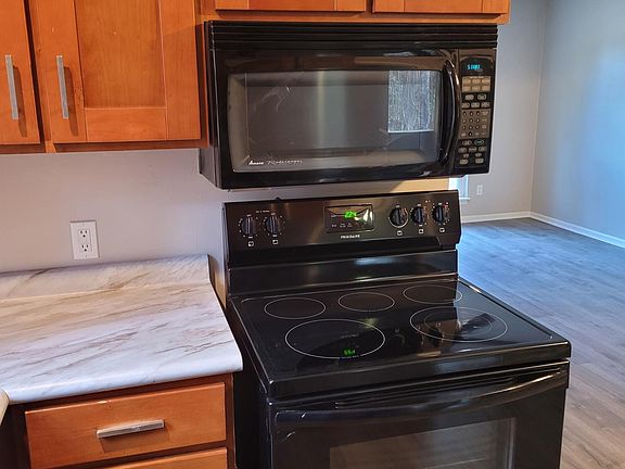 5th image of 2495 Dundee Dr #2495