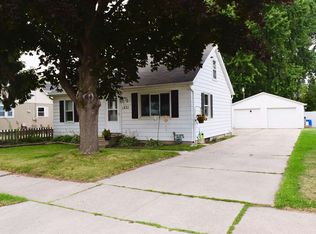 1231 Doblon St, Green Bay, WI 54302