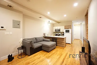 Rented by Rennit Inc.