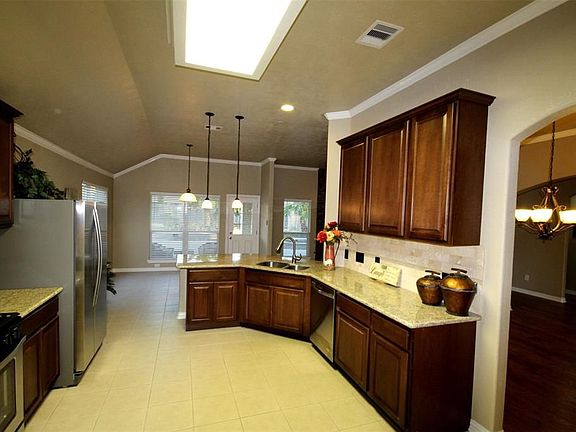 5th image of 11907 Pitchstone Dr