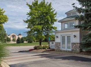1859 Village Green Blvd APT 205, Rochester Hills, MI 48307