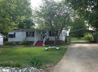 811 Hellams St, Fountain Inn, SC 29644