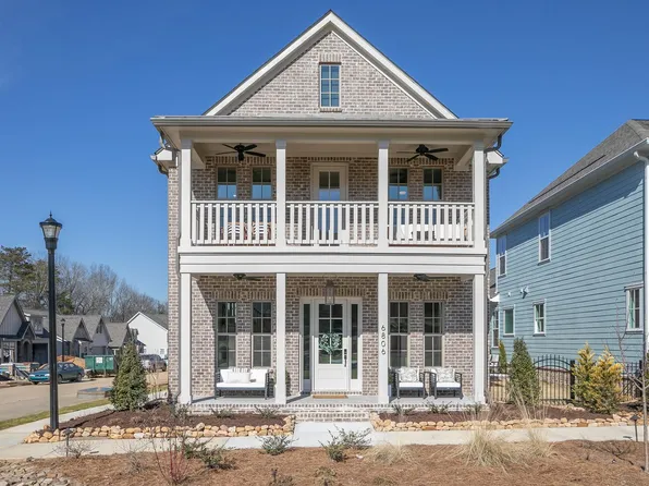 6847 Charming Pl, Hixson, TN 37343