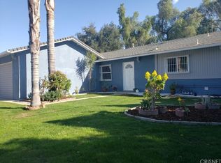 20670 Clark St, Woodland Hills, CA 91367