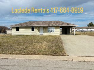 1231 Lake Dr, Lebanon, MO 65536