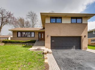 631 S Edward St, Mount Prospect, IL 60056