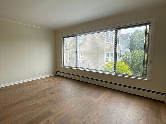 2nd image of 2420 Steiner St #5079324