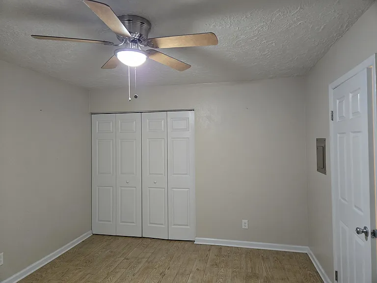 3619 Schwartze Ave #6 — Photo 21