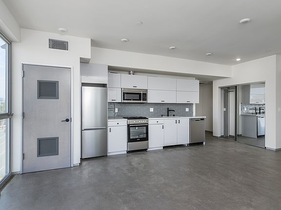 4th image of 11588 W Pico Blvd #201