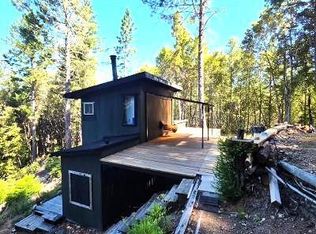 5 High Low Rd, Annapolis, CA 95412