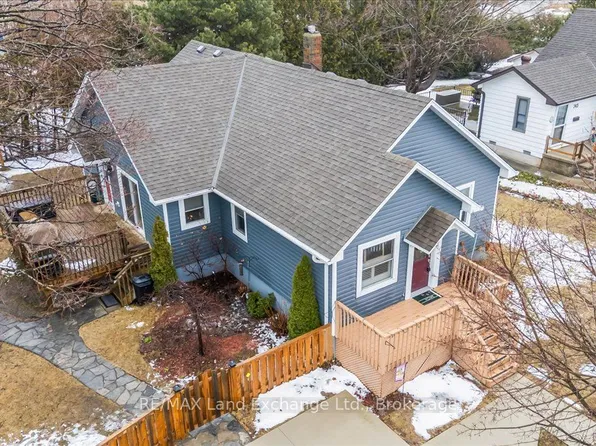 737 Green St, Saugeen Shores, ON N0H 2C4