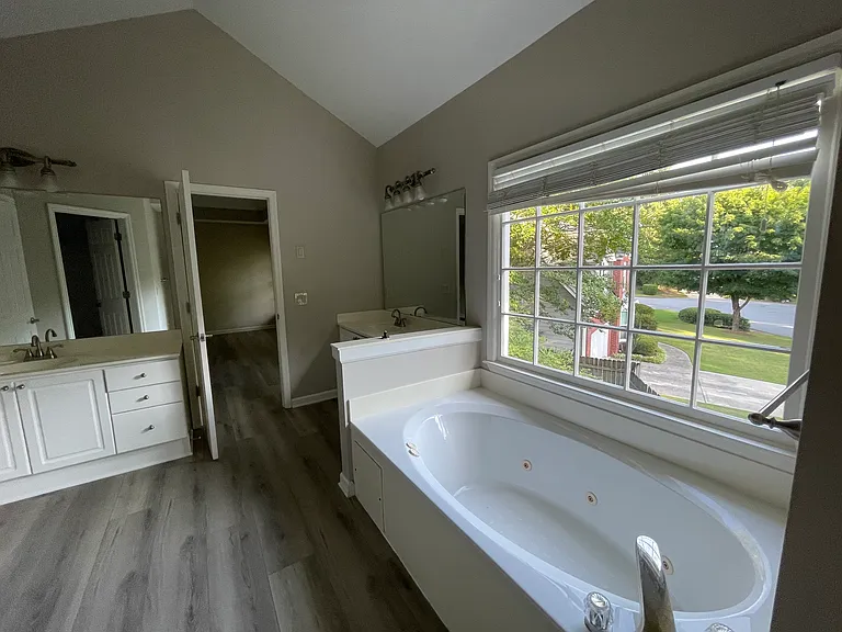 500 Willowbrook Run — Photo 20
