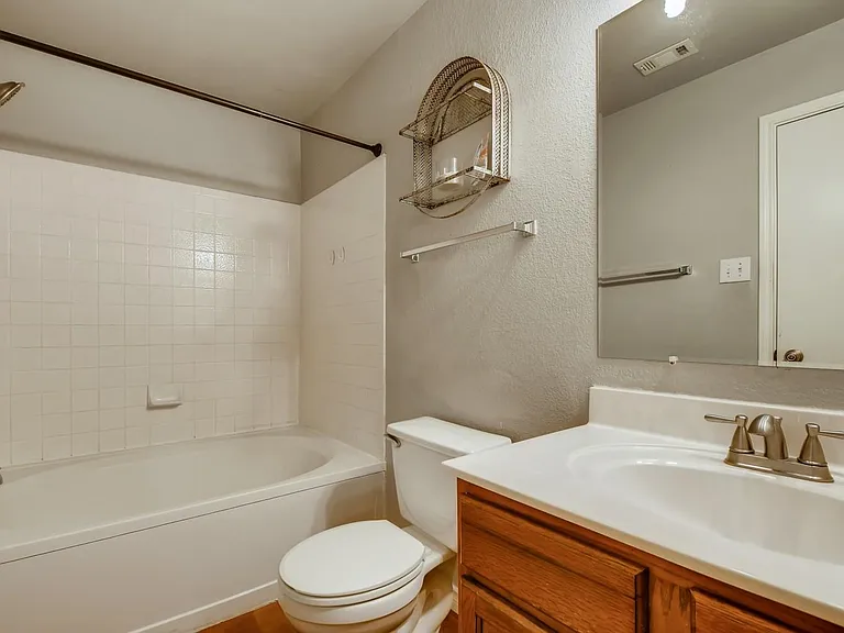 303 Bello Dr — Photo 7