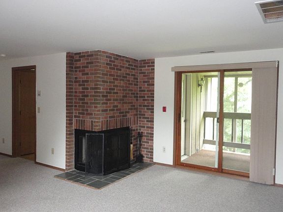 3rd image of 1447 La Salle St. #6D