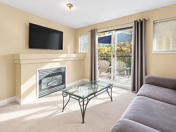 2nd image of 1561 Booth Ave #12