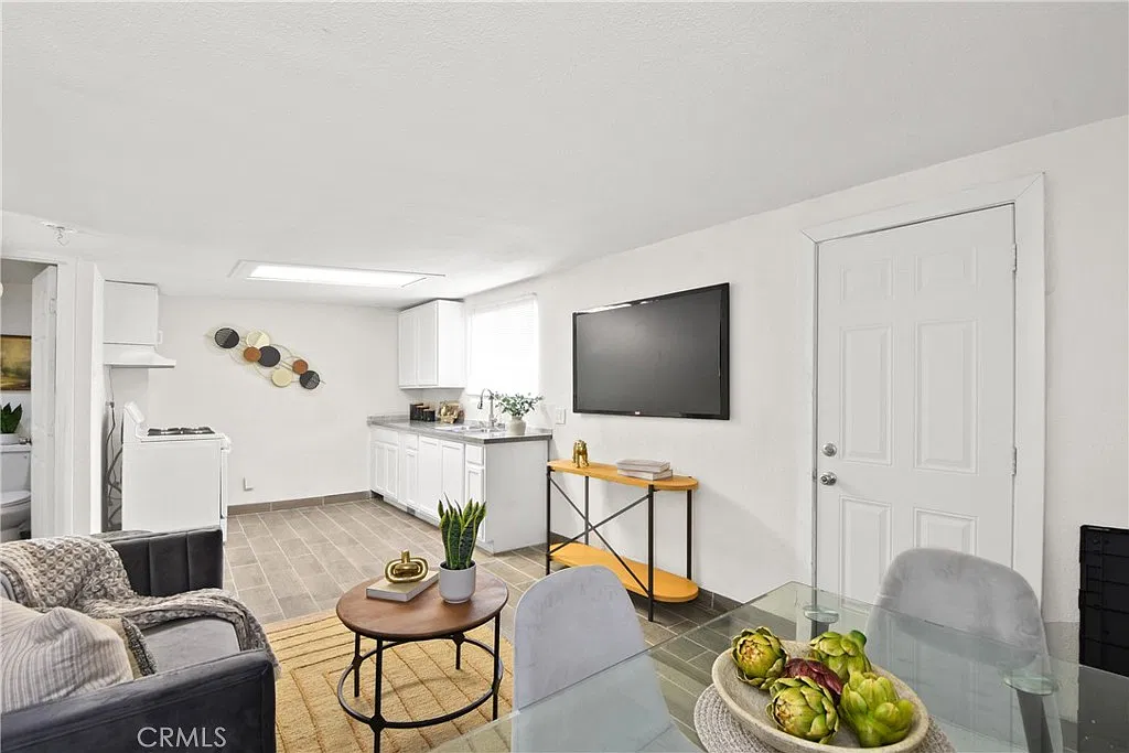 1 bed, 1281 sqft, $1,750 — Photo 1