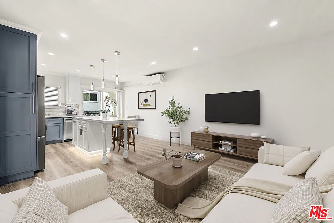 2 bed, 2.0 bath, $5,695 — Photo 1