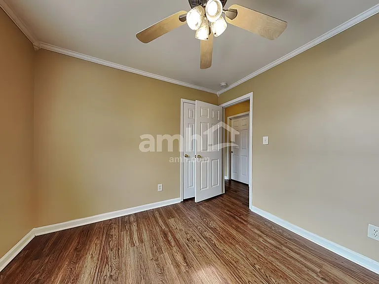 205 N Fuquay Springs Ave — Photo 15
