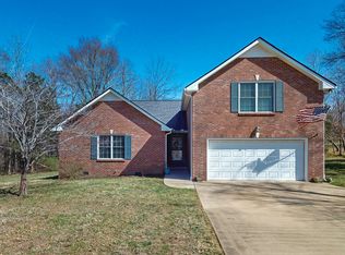 1468 C Booth Rd, Clarksville, TN 37042