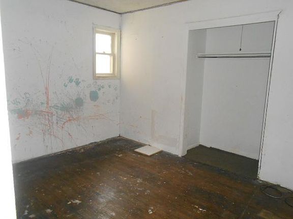 4th image of 4473 Helen Dr