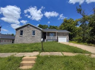 404 Houser St, Park Hills, MO 63601