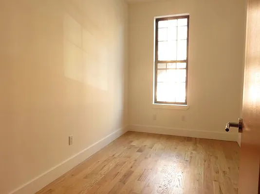 Rented by Rennit Inc. | media 93